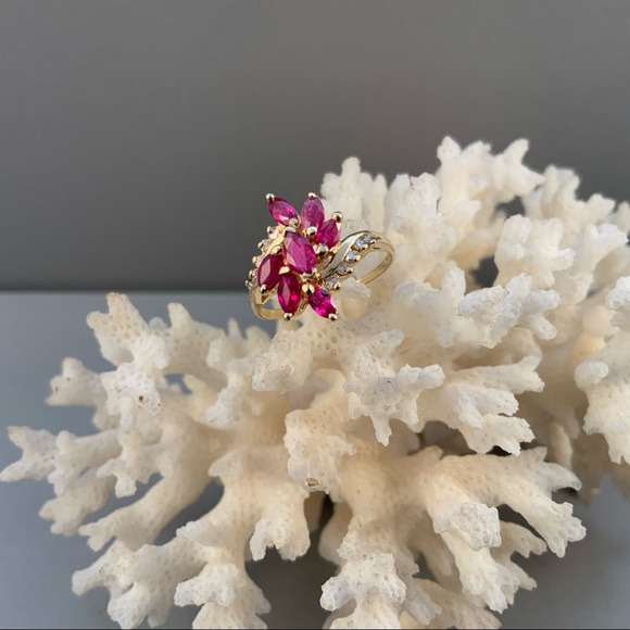 14k marquise ruby vintage ring with diamond accents - Picture 7 of 8